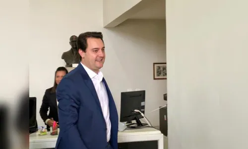 
							Ratinho Junior e Cida Borghetti se encontram para a 1ª reunião de transição de governo
						
						