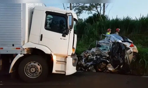 Quatro pessoas da mesma família e amigo morrem em acidente quando retornavam de compras no Paraguai