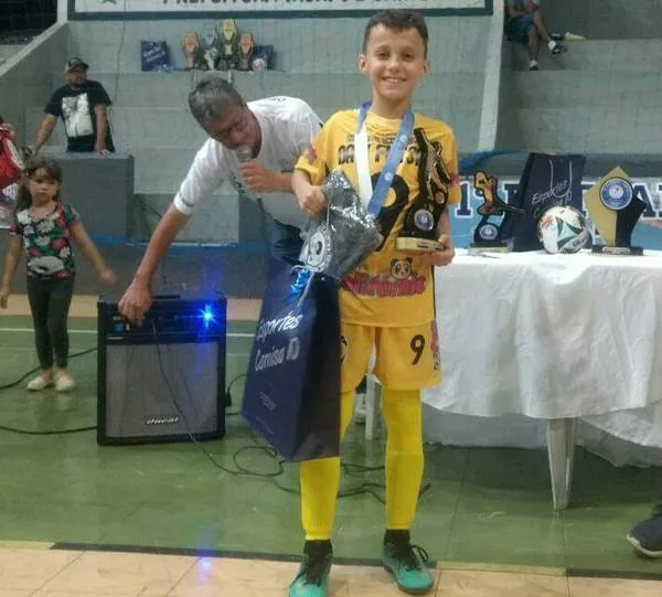 Thiago Szember, do CT Davi, foi campeão e artilheiro da categoria sub-9 na Copa Kid´s - Foto: Divulgação