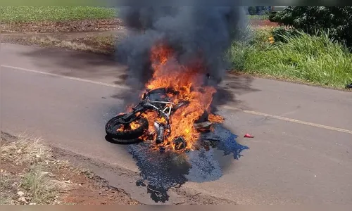 Motociclista morre após bater contra carro em Ariranha do Ivaí