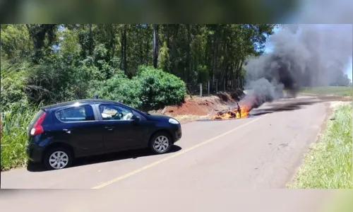 
							Motociclista morre após bater contra carro em Ariranha do Ivaí
						
						