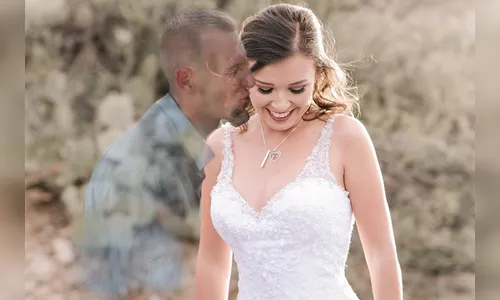 Mulher veste-se de noiva e faz montagens no dia que aconteceria o casamento com noivo que morreu em acidente