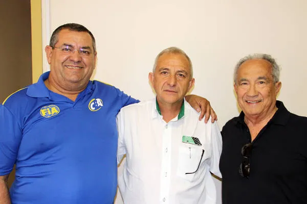 Bento Tino, Rubens Gatti e Valmor Weiss encabeçam a chapa única para o pleito desta sexta-feira - Foto: Mário Ferreira/Divulgação