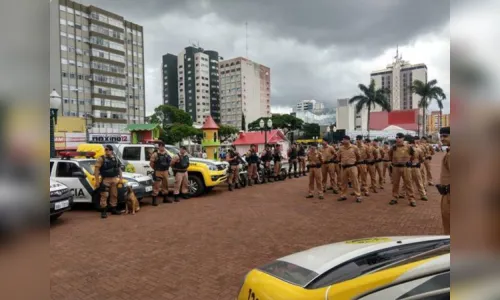 
							Programação de Natal começa em Apucarana e Arapongas; comércio vai abrir até as 22 horas
						
						