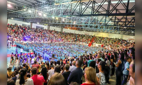 
							Formatura do 5º ano reúne 1.338 alunos das escolas municipais
						
						