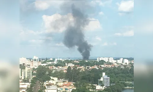 Incêndio atinge depósito de móveis na região central de Londrina