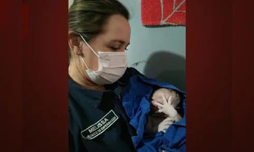 Samu de Arapongas socorre mãe que deu a luz no banheiro de casa