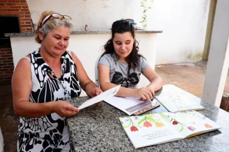 Campanha pede doações para aluna cega