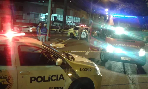 Travesti é morta a facadas no centro de Londrina
