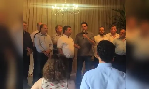 Ratinho Junior prestigia eleição na Amepar, em Arapongas