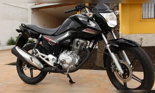 Motocicleta é tomada de assalto por adolescentes armados na zona oeste de Apucarana