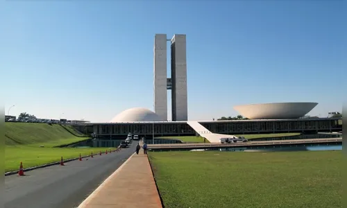 Funcionalismo tem 11,5 milhões de pessoas e custa R$ 725 bilhões por ano no Brasil