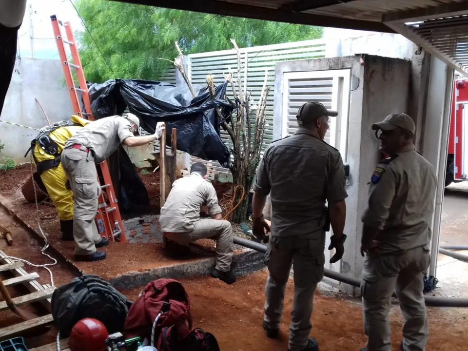 Homem que morreu soterrado em fossa é identificado no IML de Apucarana - Foto: Reprodução