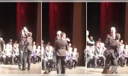 Deputados eleitos trocam socos durante diplomação após exibição de ‘Lula Livre'; veja vídeos