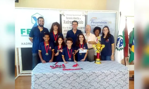 Enxadristas araponguenses conquistam ouro no Torneio Hercílio Ermel