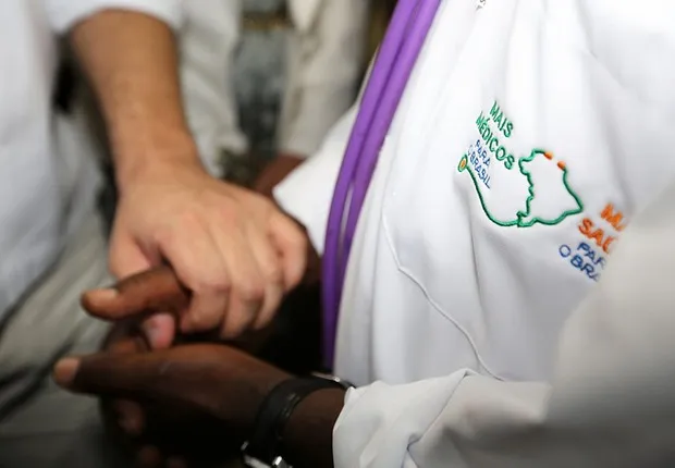 "Mais Médicos vive uma crise de improvisações", diz futuro ministro