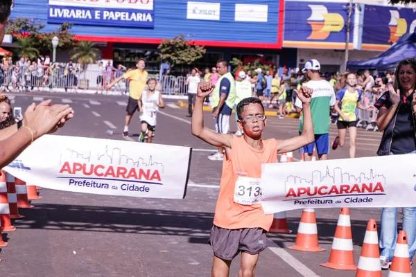 O atleta Pedro Henrich Machado de Oliveira, de Apucarana, foi vencedor da categoria sub-10 no ano passado - Foto: Divulgação