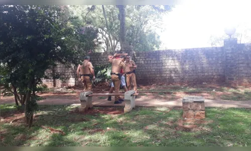 
							Polícia Militar faz Operação Saturação em Apucarana
						
						