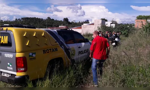 Suspeito de assalto morre após trocar tiros com a PM 