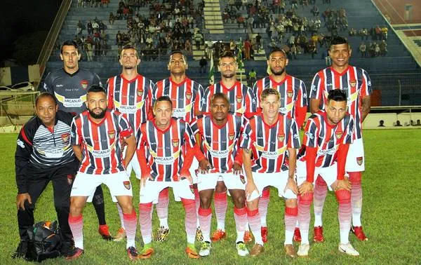 O Apucarana Sports volta a disputar o Paranaense da Divisão de Acesso - Foto: www.oesporte.com.br