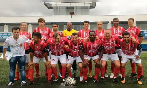 Time master do Apucarana Atlético Clube faz amistoso contra combinado paranaense