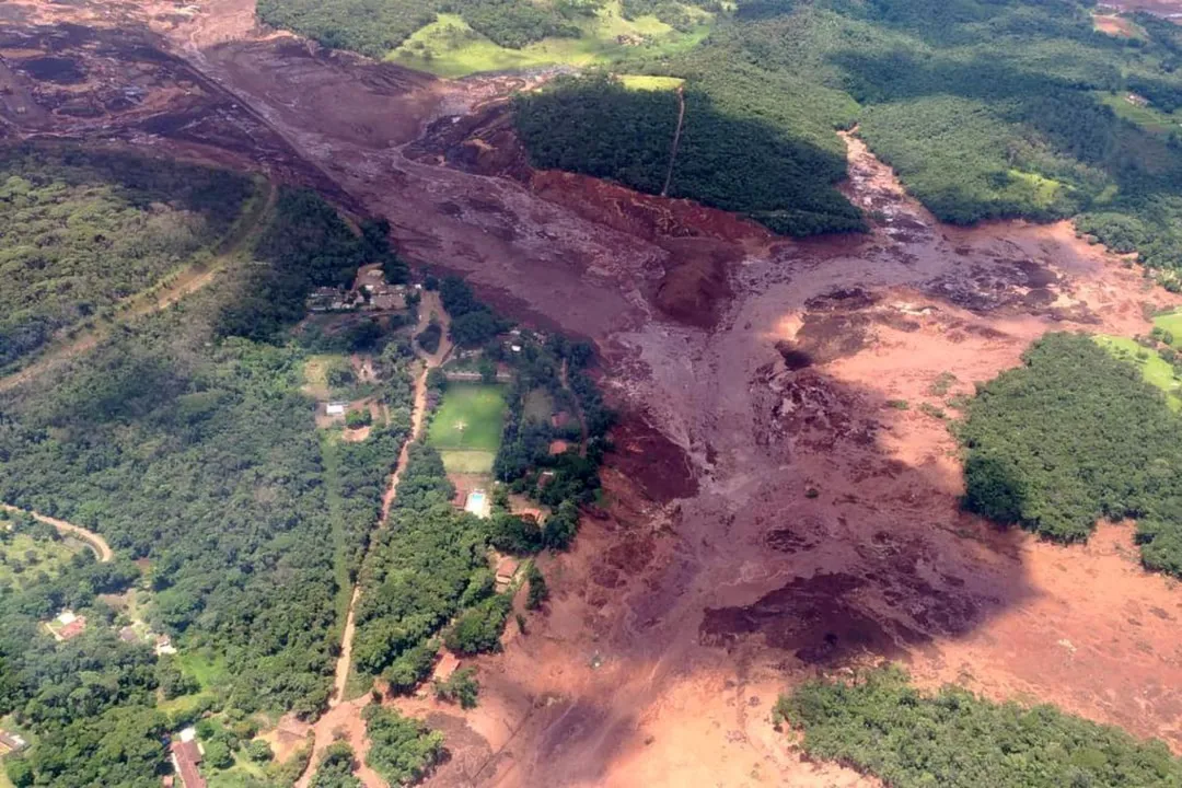 Barragem da Vale se rompe em Brumadinho, Minas Gerais