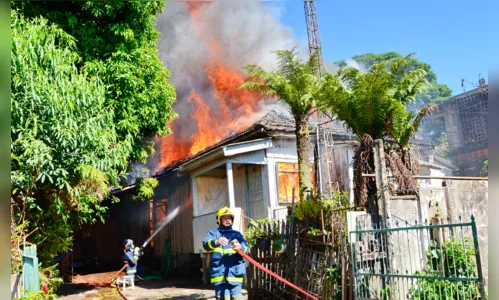 
							Campanha tenta ajudar família que perdeu tudo em incêndio
						
						