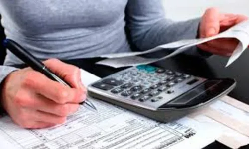 Jovens chegam ao mercado de consumo com alto grau de endividamento