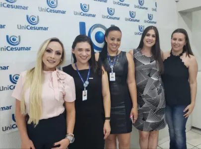 Dr Lorena Abib, Luciana Silva  (Coordenadora polo Unicesumar) Juliana Stoinski (Supervisor polo) Jéssica Gonçalves e Ana Egredia (profissionais da clinica Prime).