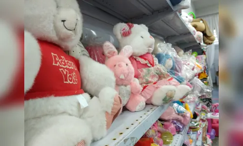 
							Bazar da Edhucca e Lar acontece neste fim de semana com 50% de desconto em todos os itens
						
						