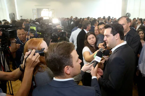 Governador confirmou que estradas estaduais também serão licitadas em pacote federal