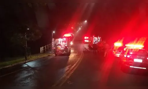 Jovem é arremessado no Lago Jaboti em acidente de moto