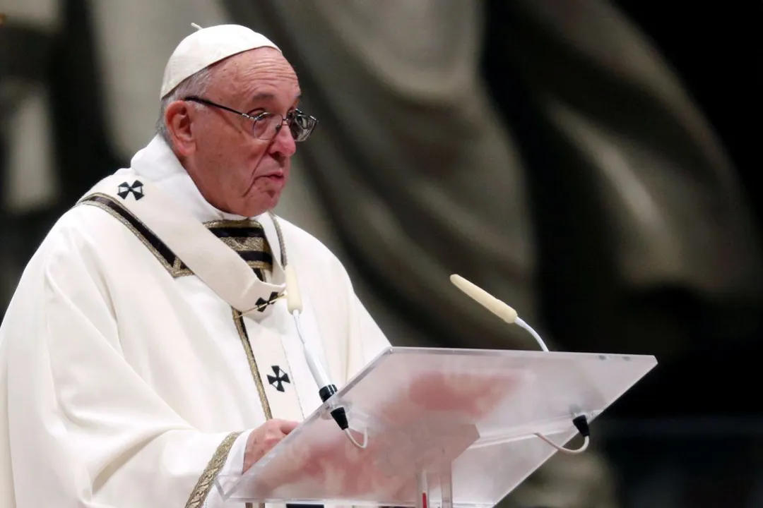 Após sintomas de resfriado, papa Francisco cancela agenda nesta sexta-feira