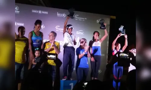 Joziane Cardoso vence a 42ª Prova Pedestre XV de Fevereiro