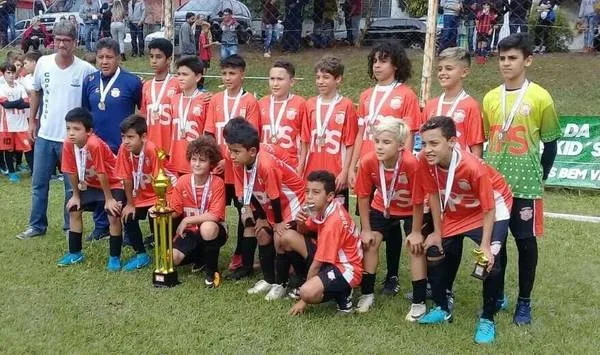 O Esporte Clube Laranja Mecânica, de Arapongas, tem quatro títulos na Copa Kid´s - Foto: Divulgação