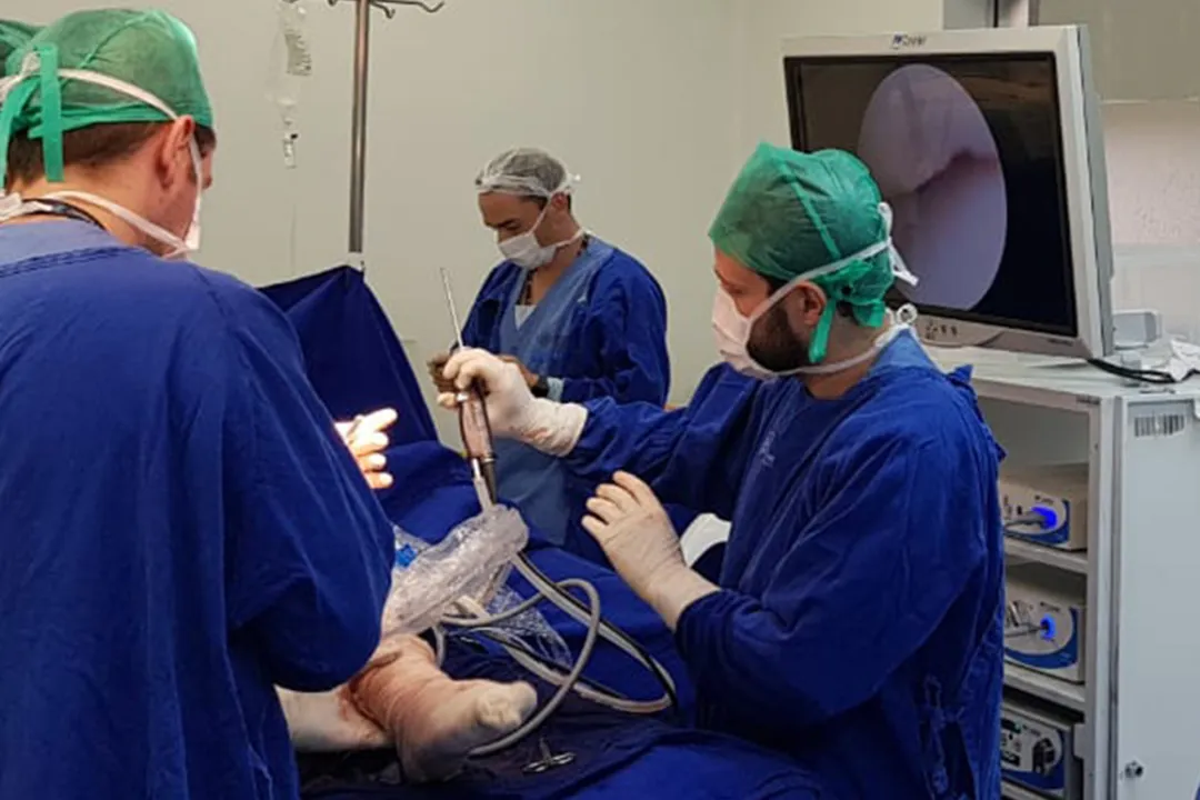 Hospital do Trabalhador faz primeiro transplante de menisco