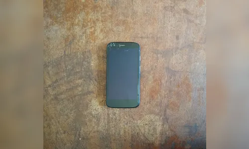 Ladrão furta comércio e é contido por proprietário 