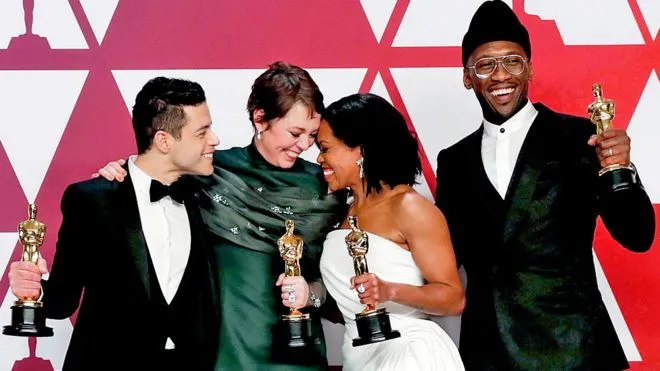 Os ganhadores do prêmio de melhor ator e atriz: Rami Malek, Olivia Colman, Regina King e Mahershala Ali. Foto: Reprodução/REUTERS