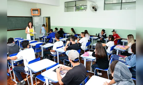 Em 5 anos, Ensino Médio perde 1,1 mil alunos