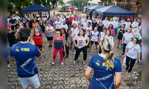 Caminhada lança programação do Mês da Mulher em Apucarana
