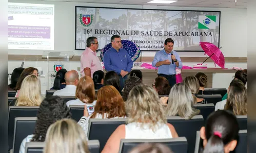 Trabalhadoras da saúde participam de palestra motivacional