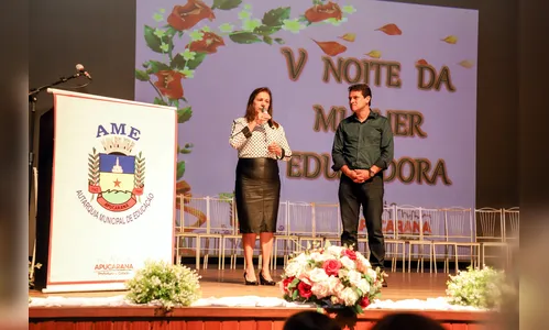 AME presta homenagem às mulheres educadoras
