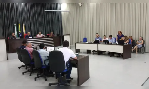 Câmara discute proibição de canudinhos de plástico