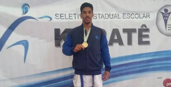 O karateca Guilherme de Almeida Colares, da Associação Ippon, foi campeão em Maringá - Foto: Divulgação