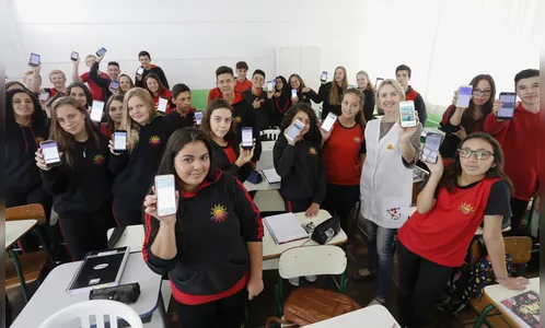 Escola aumenta Ideb e reduz evasão com recursos tecnológicos