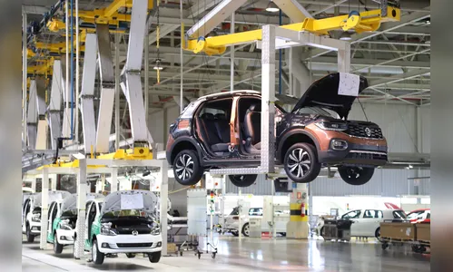 Com crescimento de 10%, Paraná lidera produção industrial brasileira