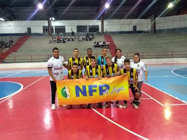 O time sub-15 do CT Davi estreou com vitória na competição estadual - Foto: Divulgação