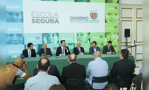 Governador lança programa de proteção a alunos e professores