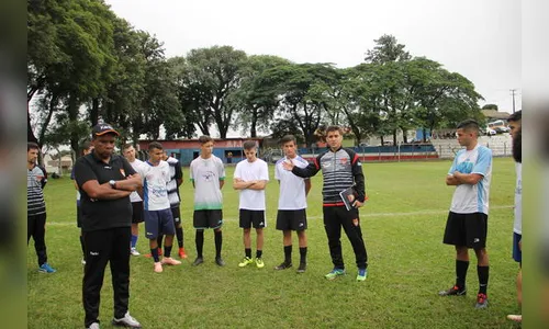 Avaliação técnica do Apucarana Sports reúne 50 garotos no Centro Esportivo Hairton Santos