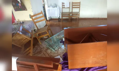 Homem invade igreja e destrói objetos sacros em Rio Branco do Ivaí